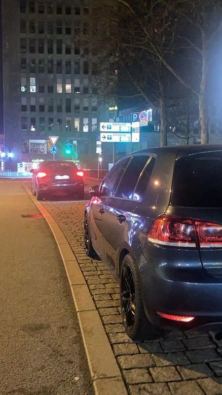 Gebraucht VW Golf VI Highline 160 PS (117 kW) 2011 Blau Kleinwagen