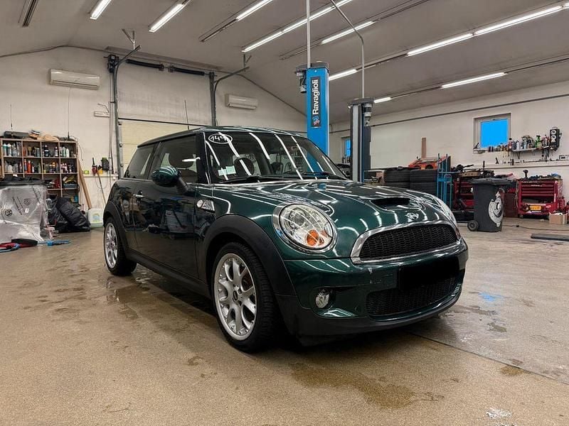 Grün Gebraucht 2007 Mini Cooper S Kleinwagen | 4.900 € (Fairer Preis) - Bild 1/4