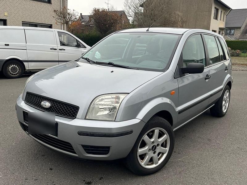 Blau Gebraucht 2005 Ford Fusion Kleinwagen | 1.750 € (Fairer Preis) - Bild 1/4