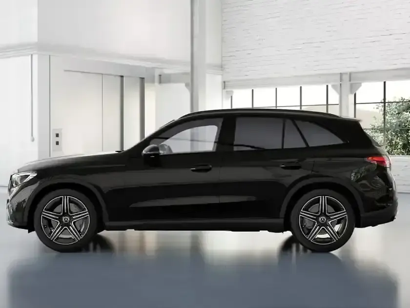 Gebraucht Mercedes GLC200 AMG 163 PS (119 kW) 2026 Schwarz SUV