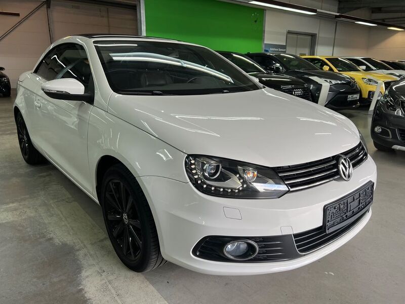 Weiß Gebraucht 2012 VW Eos Basis Cabrio | 8.998 € (Fairer Preis) - Bild 1/4