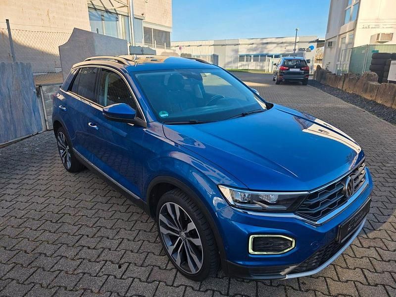 Gebraucht VW T-Roc 116 PS (85 kW) 2019 Blau SUV