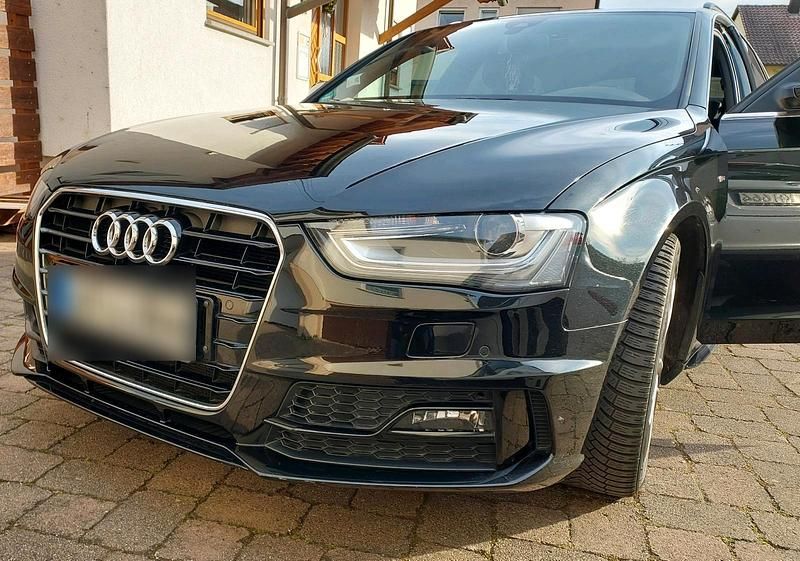 Gebraucht Audi A4 190 PS (139 kW) 2015 Schwarz Kombi