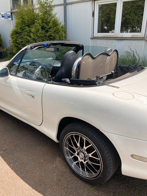 Gebraucht Mazda MX5 139 PS (102 kW) 2001 Weiß Cabrio