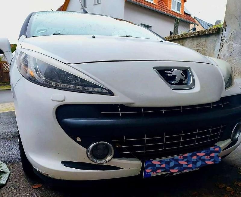 Gebraucht 2009 Peugeot 207 CC Platinum Cabrio | 1.499 € (Guter Preis) - Bild 1/4