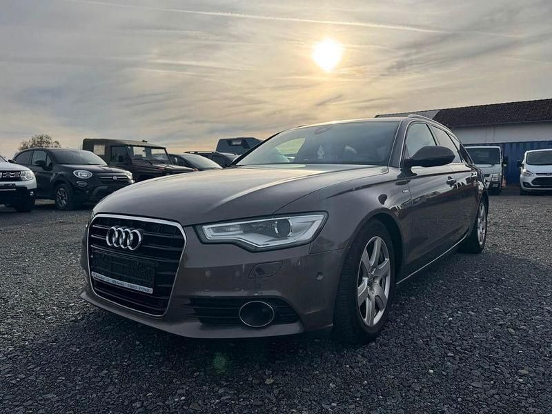 Grau Gebraucht 2012 Audi A6 S-Line Kombi | 8.290 € (Superpreis) - Bild 1/4