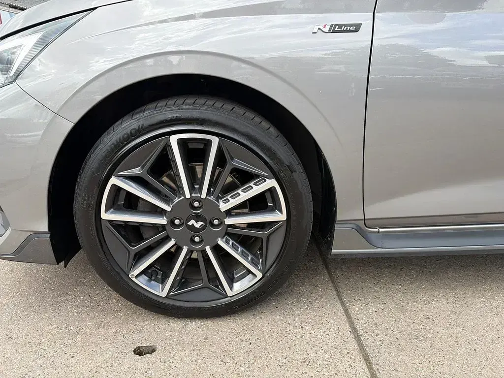 Gebraucht Hyundai i20 N Line 120 PS (88 kW) 2022 Grau Kleinwagen