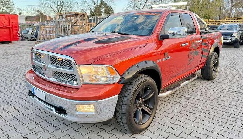 Gebraucht Dodge Ram 396 PS (291 kW) 2009 Orange/rot metallic Pickup