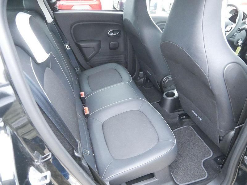 Gebraucht Renault Twingo Urban Night 65 PS (47 kW) 2024 Schwarz Kleinwagen