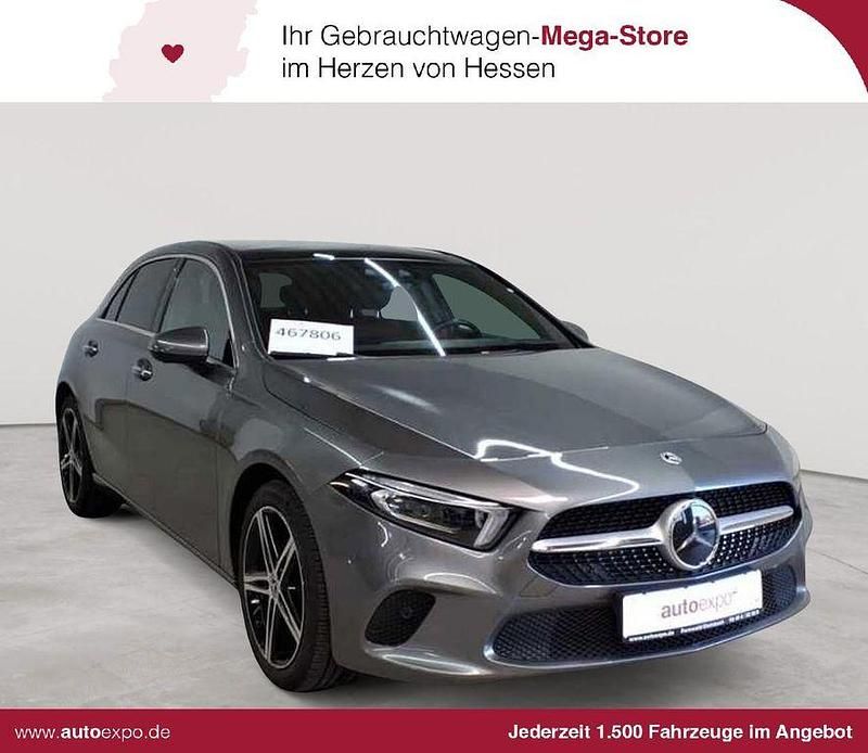 Gebraucht Mercedes A200 Progressive 163 PS (119 kW) 2023 Grau Limousine