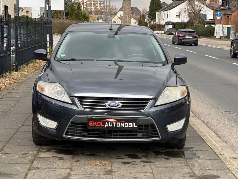 Grau Gebraucht 2008 Ford Mondeo Ghia Limousine | 3.495 € (Fairer Preis) - Bild 1/4