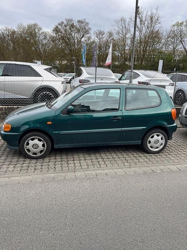 Gebraucht VW Polo Basis 75 PS (55 kW) 1997 Grün Limousine