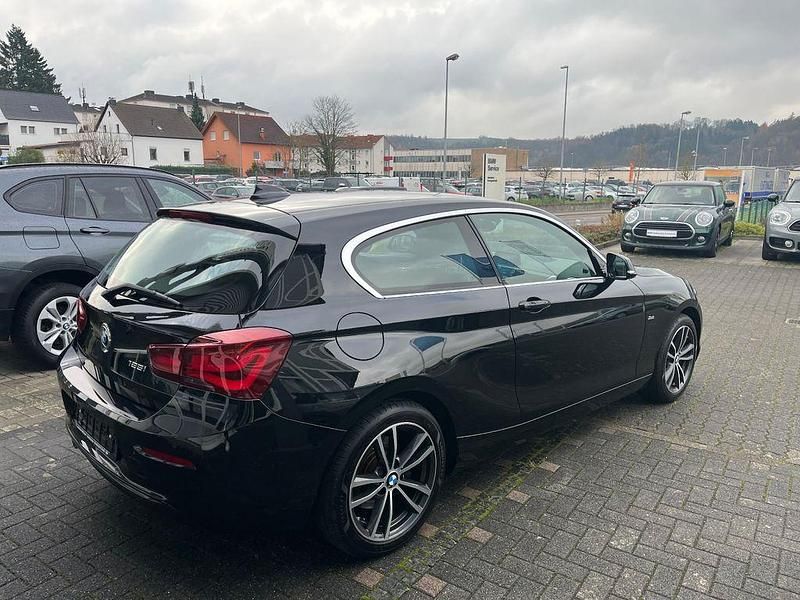 Gebraucht BMW 125 Sport Line 224 PS (164 kW) 2018 Schwarz Kleinwagen