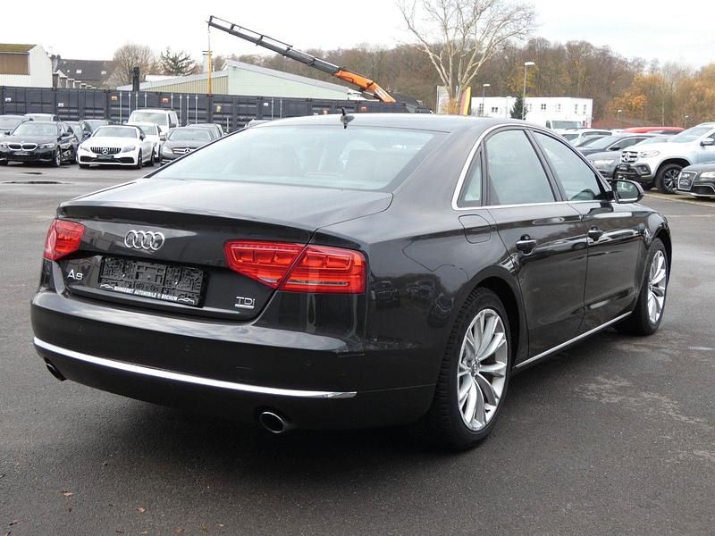 Gebraucht Audi A8 Ambiente 351 PS (258 kW) 2010 Grau Limousine