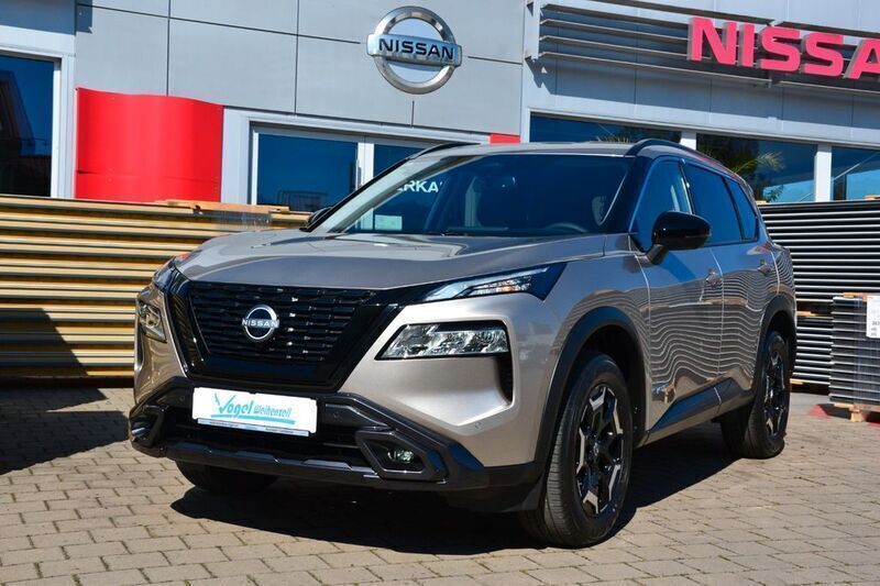 Champagnesilver metallic Neu 2024 Nissan X-Trail SUV | 47.490 € - Bild 1/4