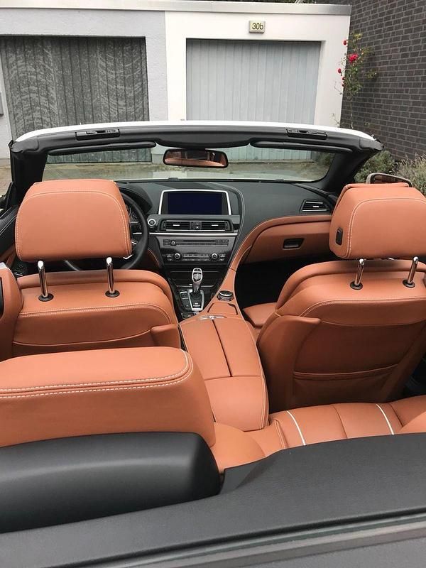 Gebraucht BMW 640 Cabriolet 313 PS (230 kW) 2014 Silber Cabrio