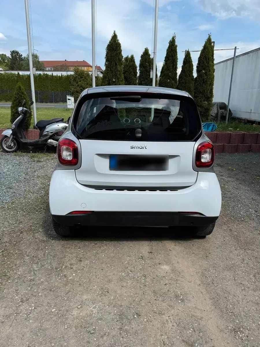 Usata Smart ForTwo Coupé 90 CV (66 kW) 2016 Bianco Coupé