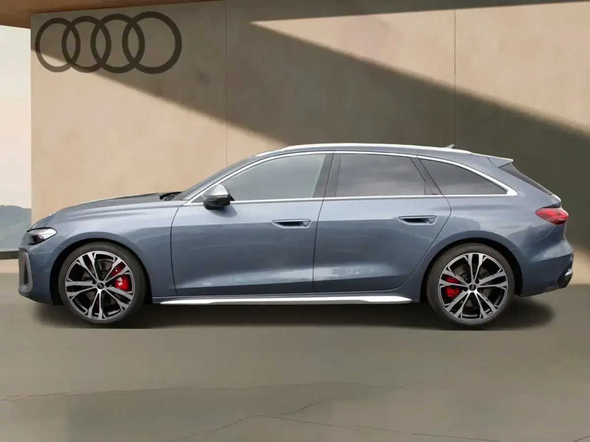 Gebraucht Audi S5 Ambiente 367 PS (269 kW) 2025 Horizontblau metallic Kombi