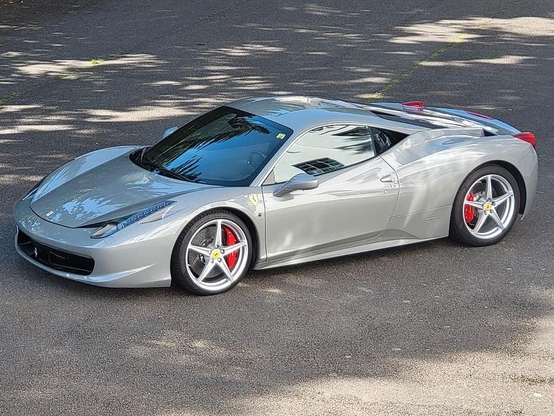 Gebraucht 2010 Ferrari 458 Coupé | 180.000 € (Guter Preis) - Bild 1/4