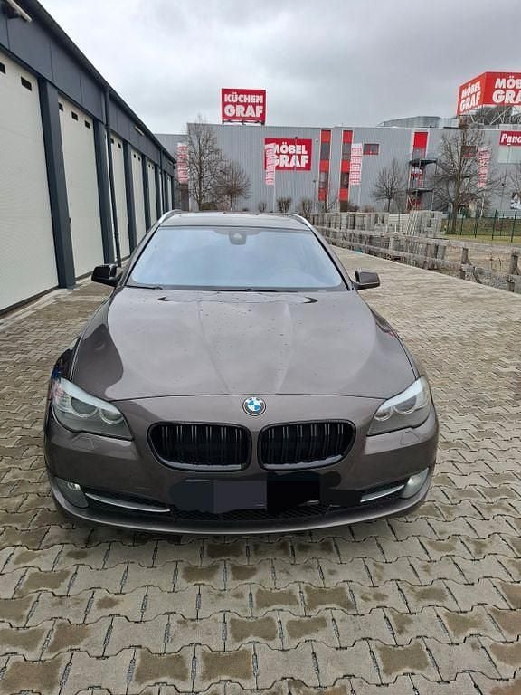 Usata BMW 520 184 CV (135 kW) 2012 Marrone Station wagon