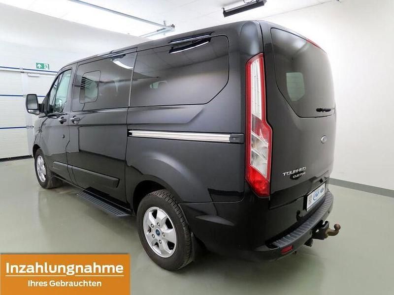 Gebraucht Ford Tourneo Titanium 131 PS (96 kW) 2017 Iridiumschwarz metallic Van / Kleinbus