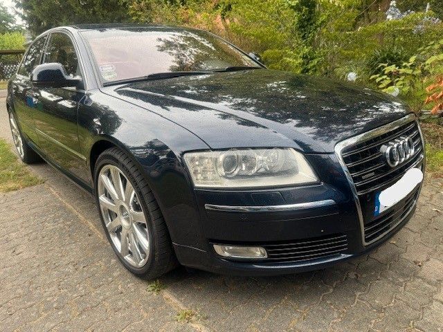 Blau Gebraucht 2008 Audi A8 Sport Limousine | 11.500 € - Bild 1/4