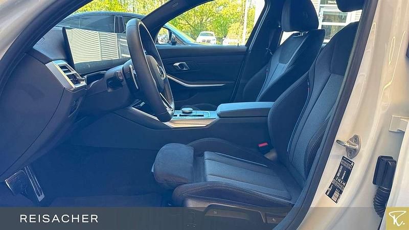 Gebraucht BMW 318 Comfort Edition 156 PS (114 kW) 2025 Alpinweiß uni Limousine