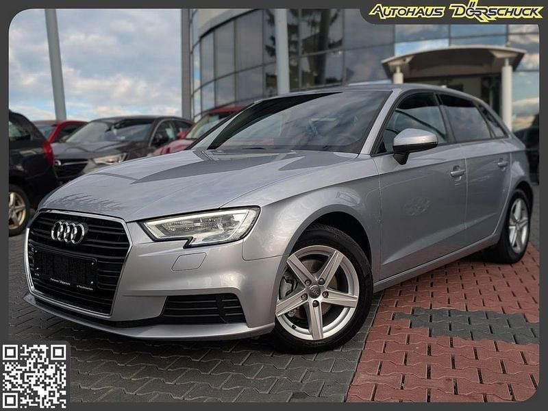 Silber Gebraucht 2017 Audi A3 Sport Limousine | 15.990 € (Superpreis) - Bild 1/4