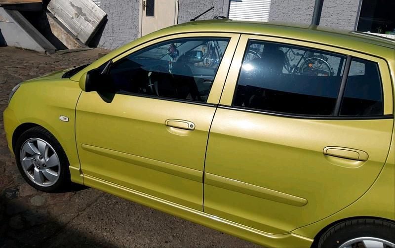 Gebraucht Kia Picanto 65 PS (47 kW) 2007 Gelb Kleinwagen