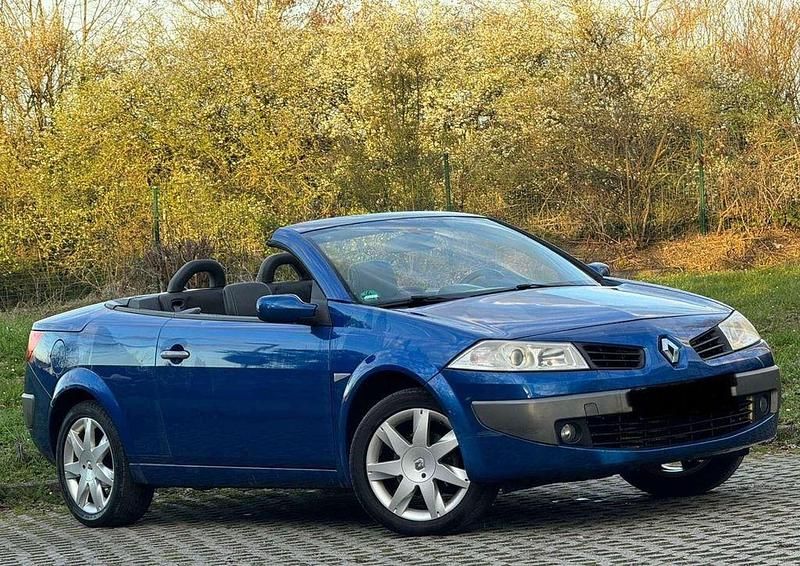 Gebraucht Renault Mégane Cabriolet Dynamique 111 PS (81 kW) 2006 Blau Cabrio