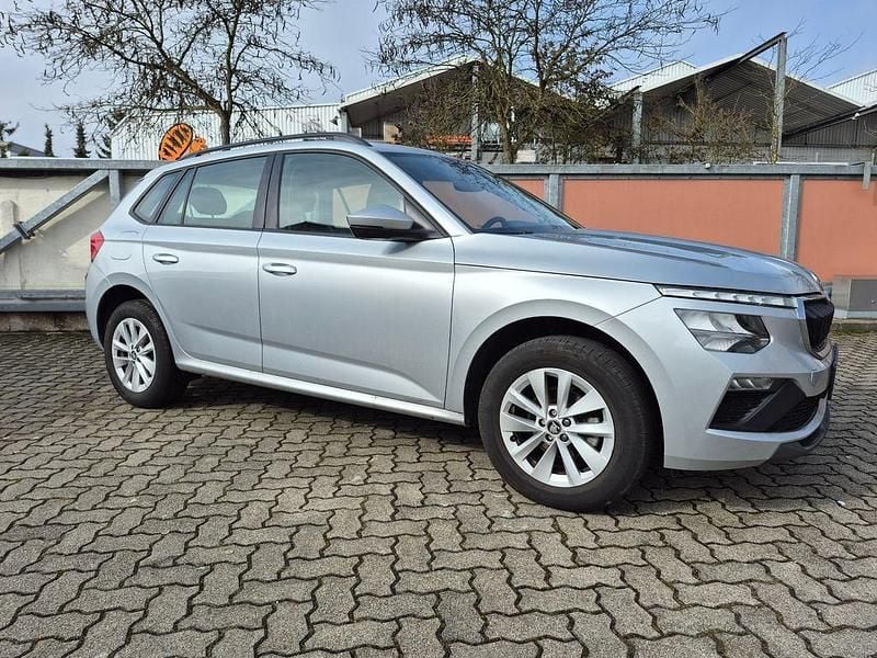 Gebraucht Skoda Kamiq Selection 95 PS (69 kW) 2025 Silber SUV