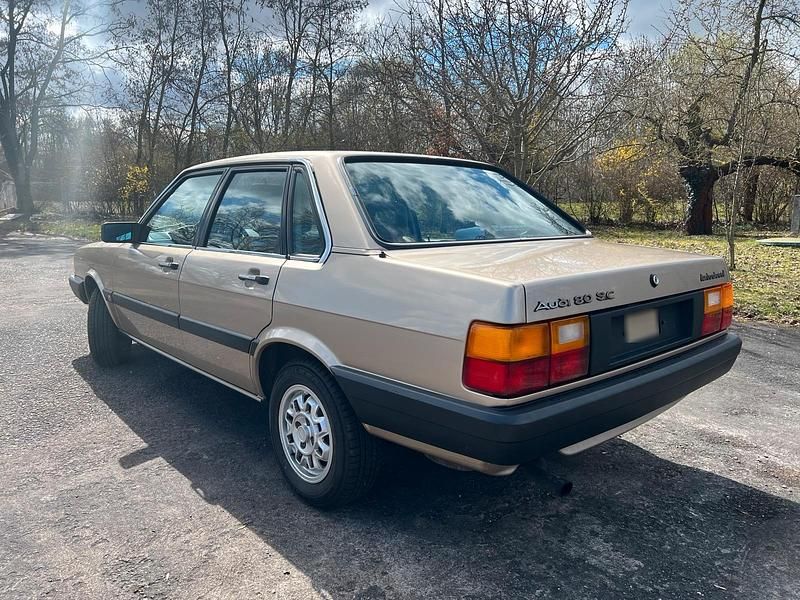 Gebraucht Audi 80 69 PS (50 kW) 1986 Gold Limousine