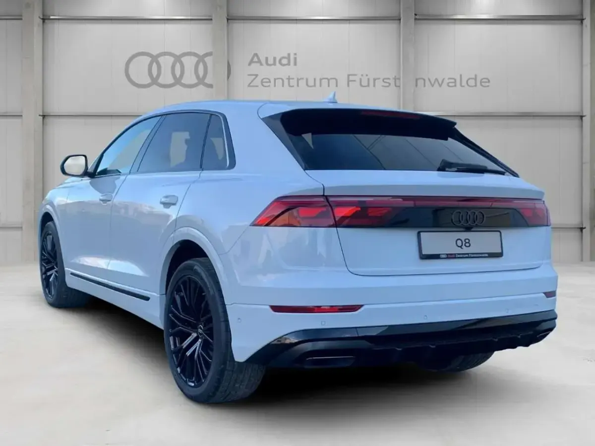 Gebraucht Audi Q8 Design 286 PS (210 kW) 2024 Weiss SUV