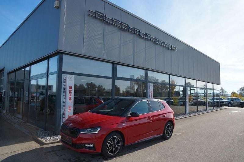 Rot Gebraucht 2024 Skoda Fabia Monte Carlo Limousine | 20.390 € (Fairer Preis) - Bild 1/4