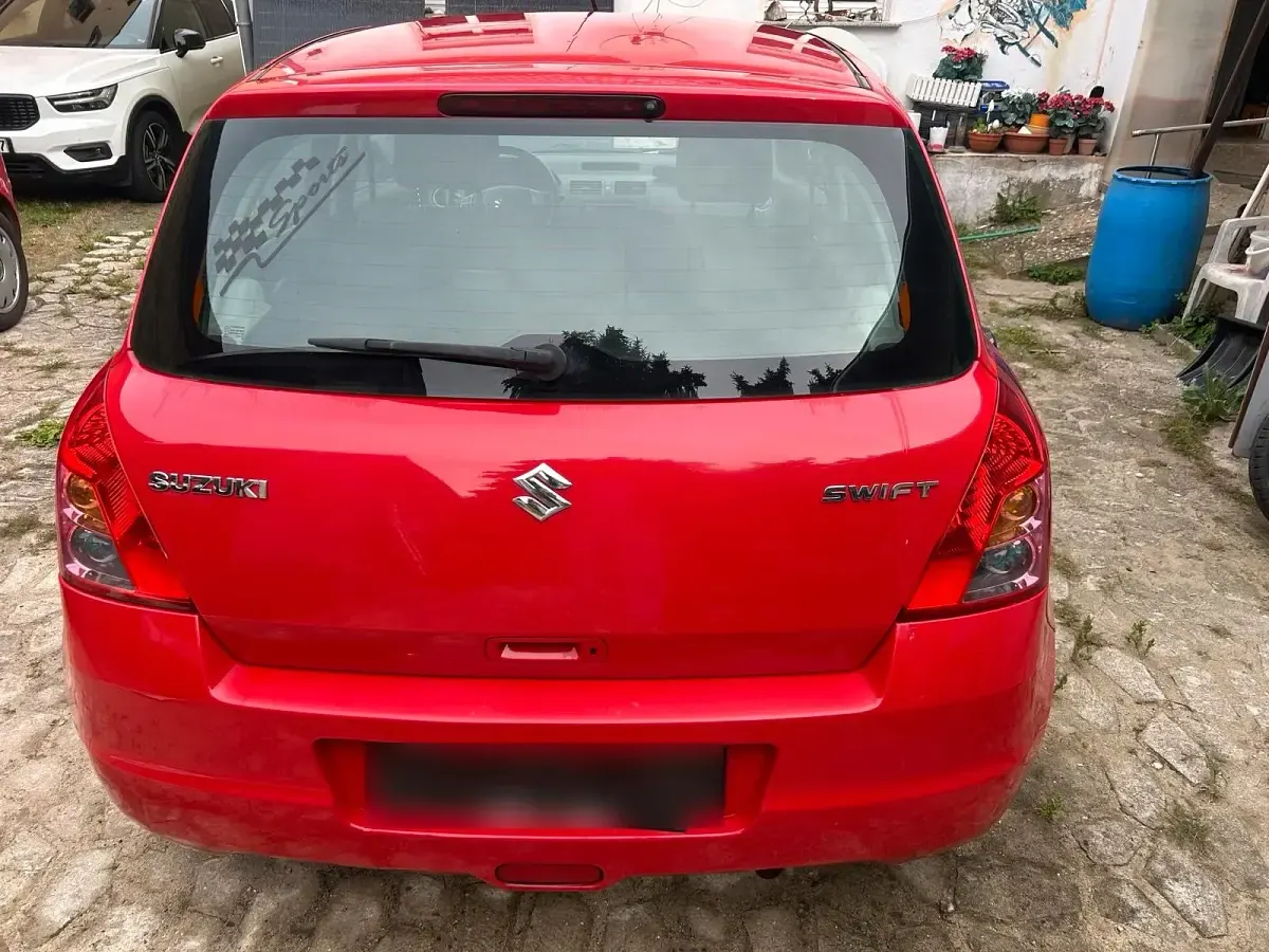 Gebraucht Suzuki Swift 75 PS (55 kW) 2009 Rot Kleinwagen