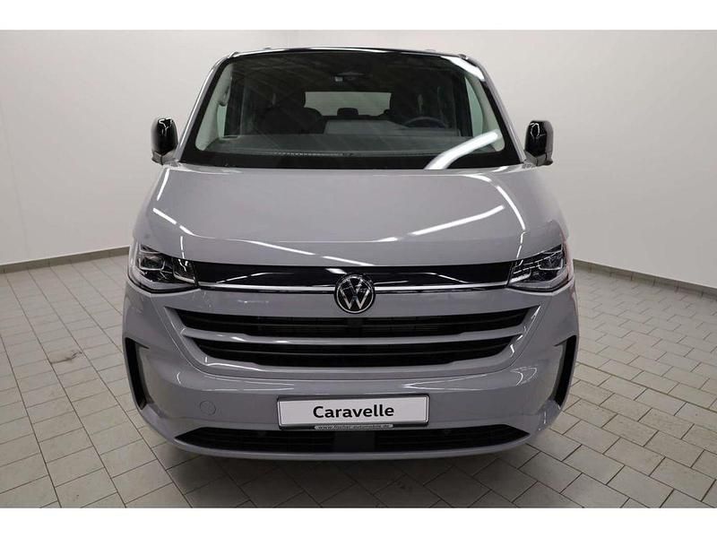 Neu VW Caravelle Edition 150 PS (110 kW) 2025 Grau Van / Kleinbus