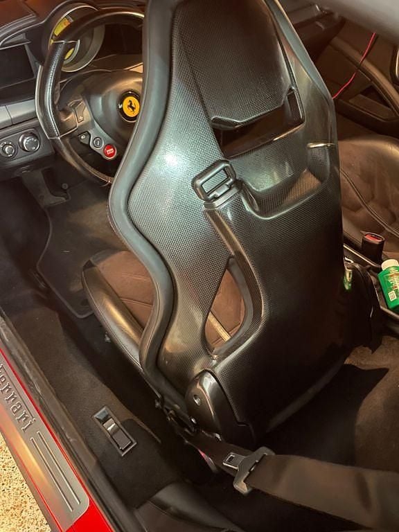 Gebraucht Ferrari 458 570 PS (419 kW) 2012 Rot