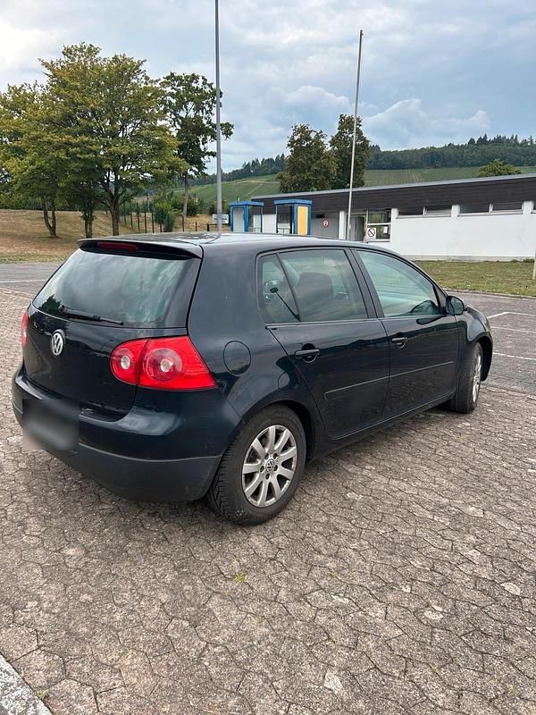Gebraucht VW Golf IV 101 PS (74 kW) 2004 Blau Kleinwagen
