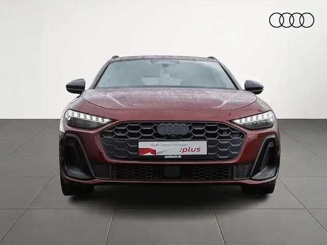 Gebraucht Audi A5 S-Line 204 PS (150 kW) 2025 Grenadinerot metallic Kombi