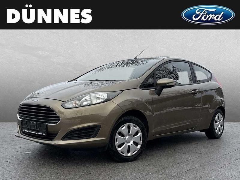 Castanobraun metallic Gebraucht 2014 Ford Fiesta Trend Limousine | 7.995 € (Etwas zu teuer) - Bild 1/4
