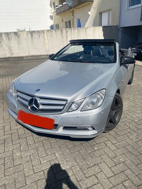 Gebraucht Mercedes E350 Elegance 231 PS (169 kW) 2010 Silber Cabrio