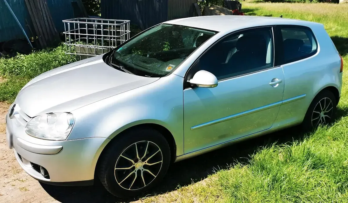 Gebraucht VW Golf V 80 PS (58 kW) 2006 Silber Kleinwagen