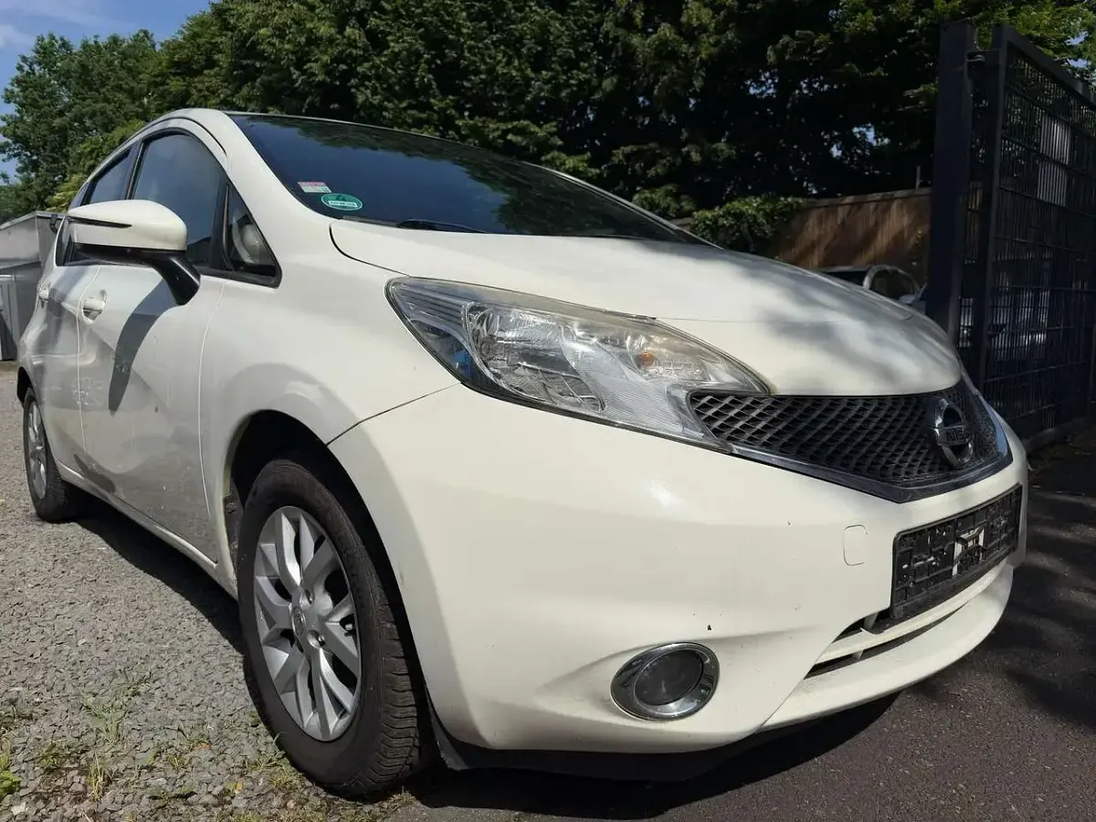 Gebraucht Nissan Note Acenta 90 PS (66 kW) 2015 White (s) Kleinwagen
