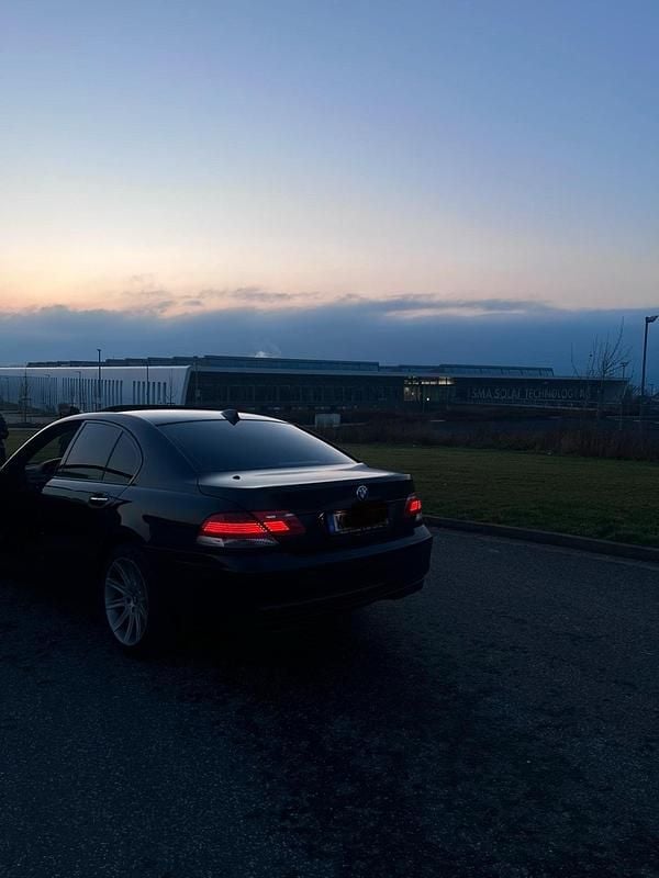 Second-hand BMW 730 231 CP (169 kW) 2007 Negru Berlinǎ