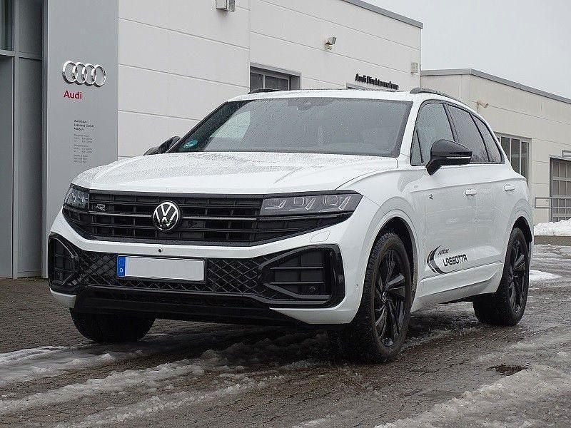 Weiß Gebraucht 2023 VW Touareg Style SUV | 69.900 € (Fairer Preis) - Bild 1/4