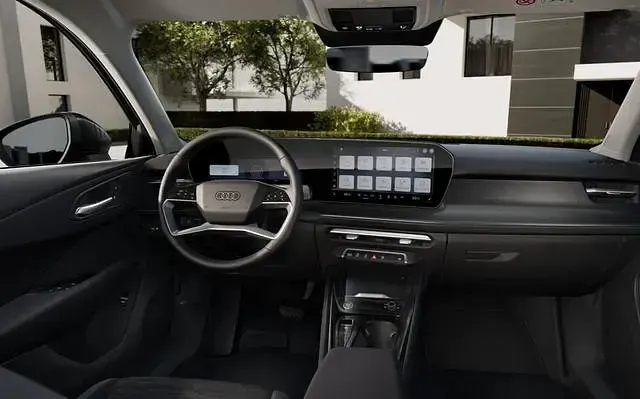 Neu Audi Q3 Ambiente 204 PS (150 kW) 2026 Mythosschwarz metallic mythosschwarz metallic SUV