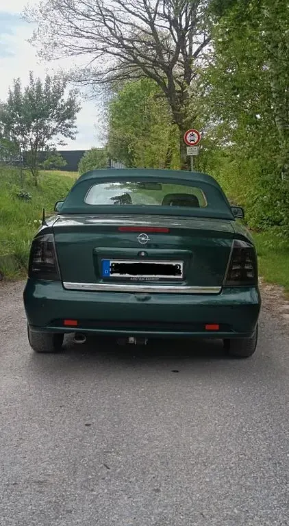 Gebraucht Opel Astra Cabriolet 125 PS (91 kW) 2003 Grün Cabrio