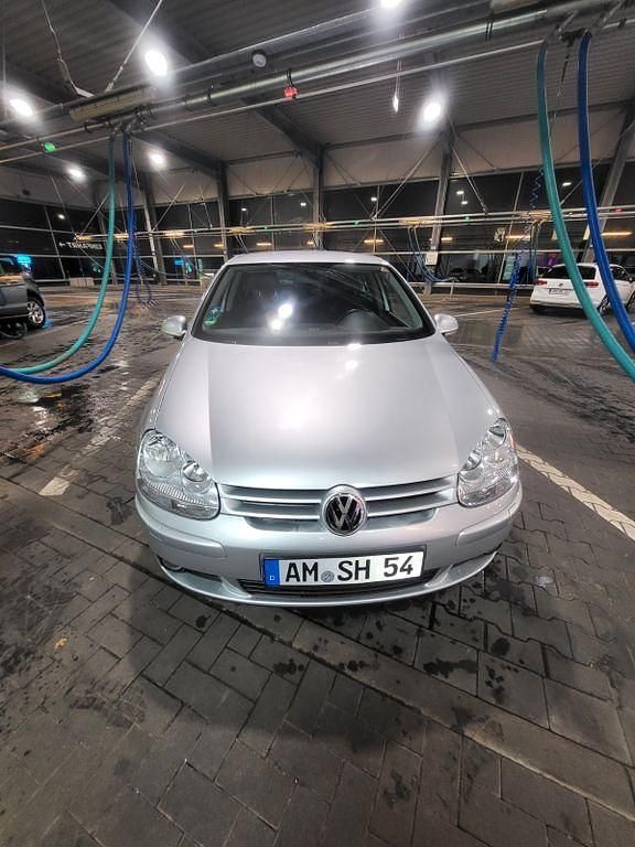 Grau Gebraucht 2008 VW Golf VI Edition Limousine | 4.300 € (Guter Preis) - Bild 1/4