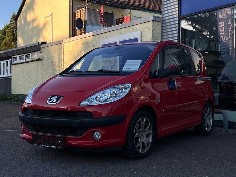 Rot Gebraucht 2009 Peugeot 1007 Kleinwagen | 5.490 € (Etwas zu teuer) - Bild 1/4