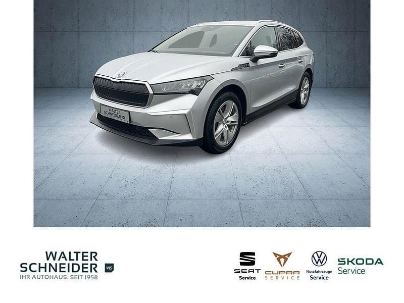 Grau Gebraucht 2022 Skoda Enyaq iV Suite SUV | 30.955 € (Guter Preis) - Bild 1/4